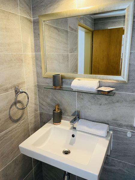 Fischen im Allgaeu Steinbock Bed & Breakfast חדר תמונה